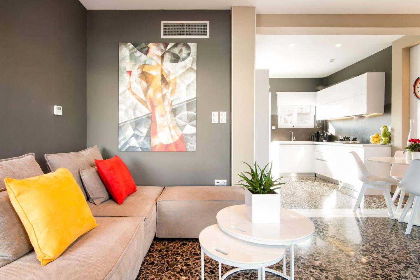Ma Maison Nο 1, Penthouse, Acropolis And Lycabettus View, Ultra High Speed Internet 300 Mbps, 15' To Acropolis By Metro, 1' From Metro Station Atenas Exterior foto
